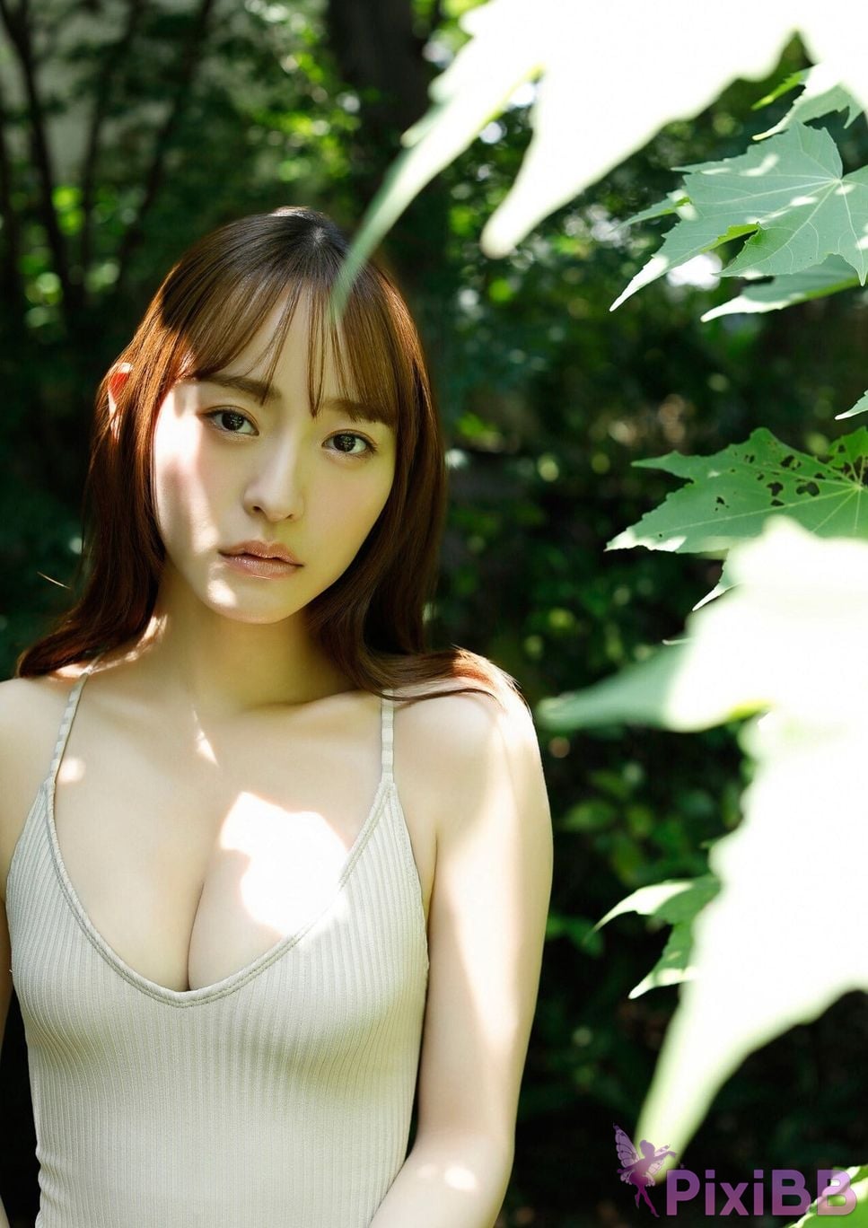 Japanese Idol Kanami Takasaki Hug me in the sleeping forest BOMB digital photo book PixiBB.COM 028
