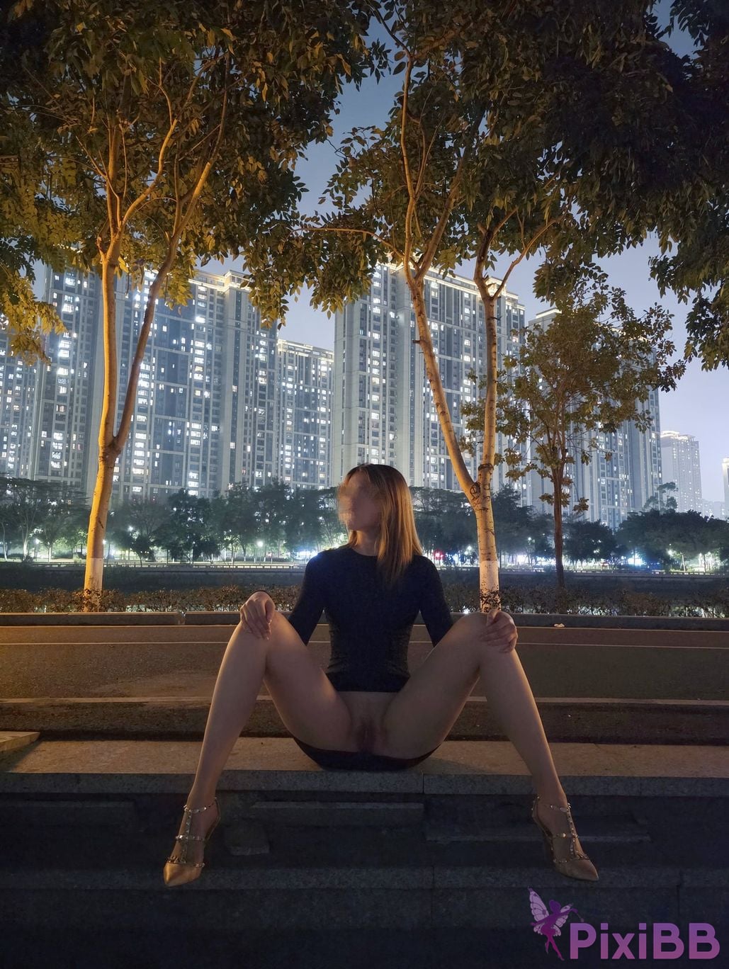 OtherXXX Tatatheslut Long legged Welfare Ji exposed her outdoors PixiBB.COM 004