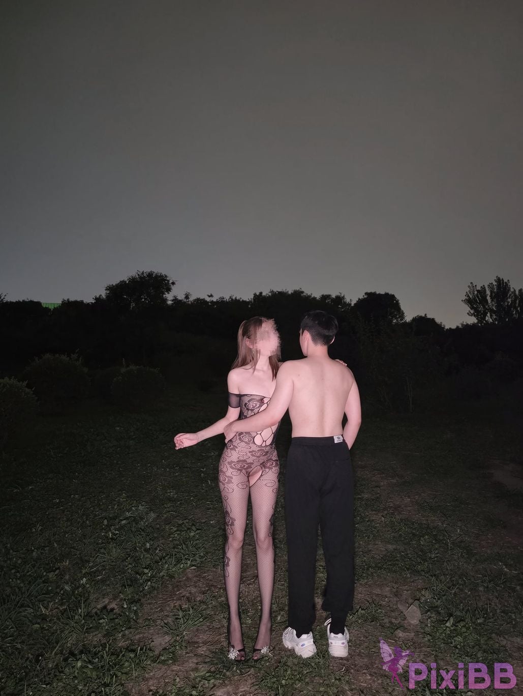 OtherXXX Tatatheslut Long legged Welfare Ji exposed her outdoors PixiBB.COM 041