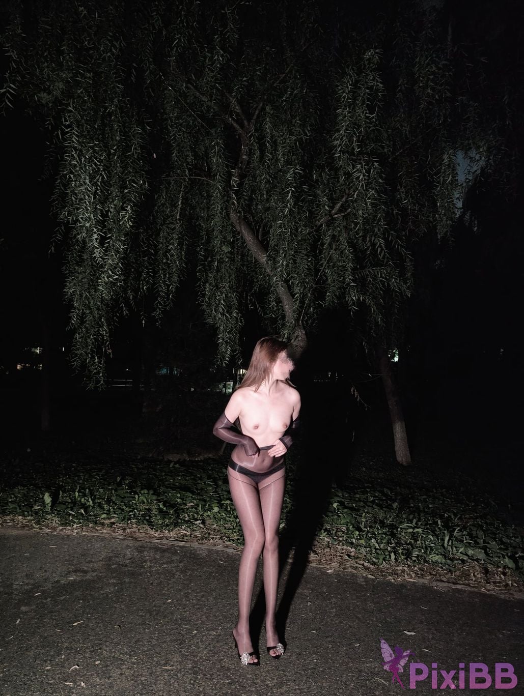 OtherXXX Tatatheslut Long legged Welfare Ji exposed her outdoors PixiBB.COM 046