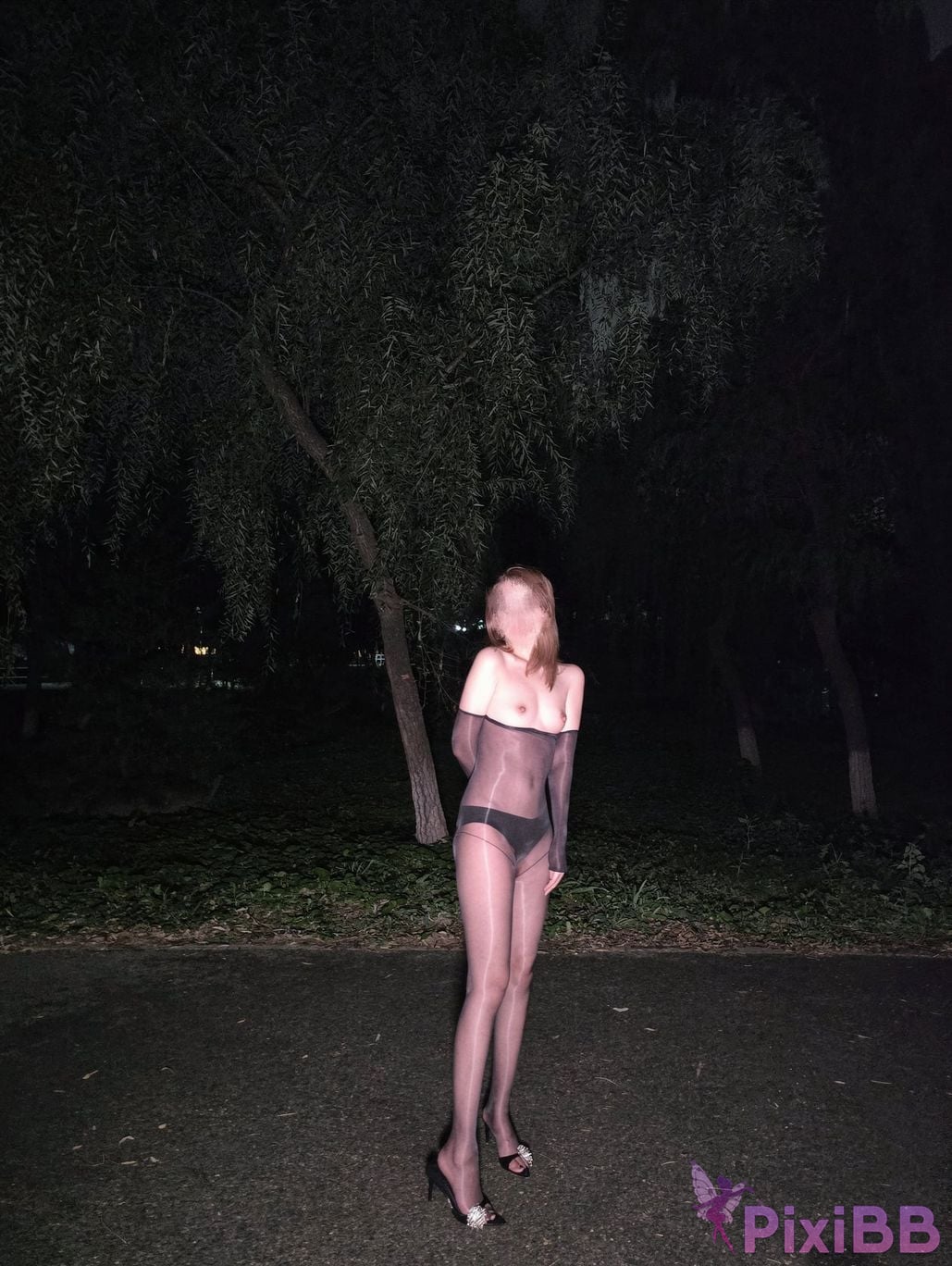 OtherXXX Tatatheslut Long legged Welfare Ji exposed her outdoors PixiBB.COM 050