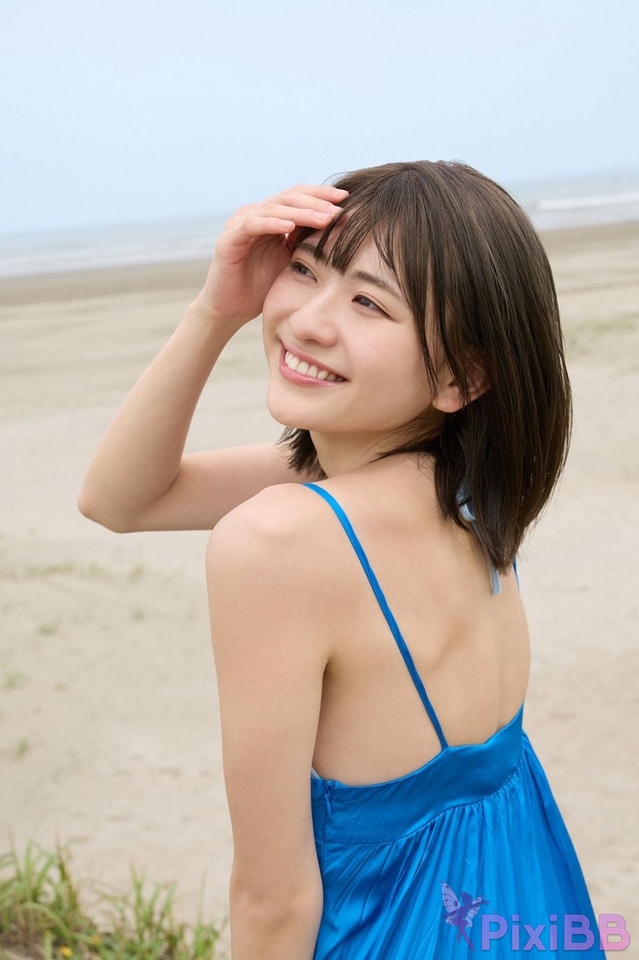 Japanese Idol Minami Yamada FRIDAY digital photo book Because Im an adult now 100 Definitive page edition PixiBB.COM 025