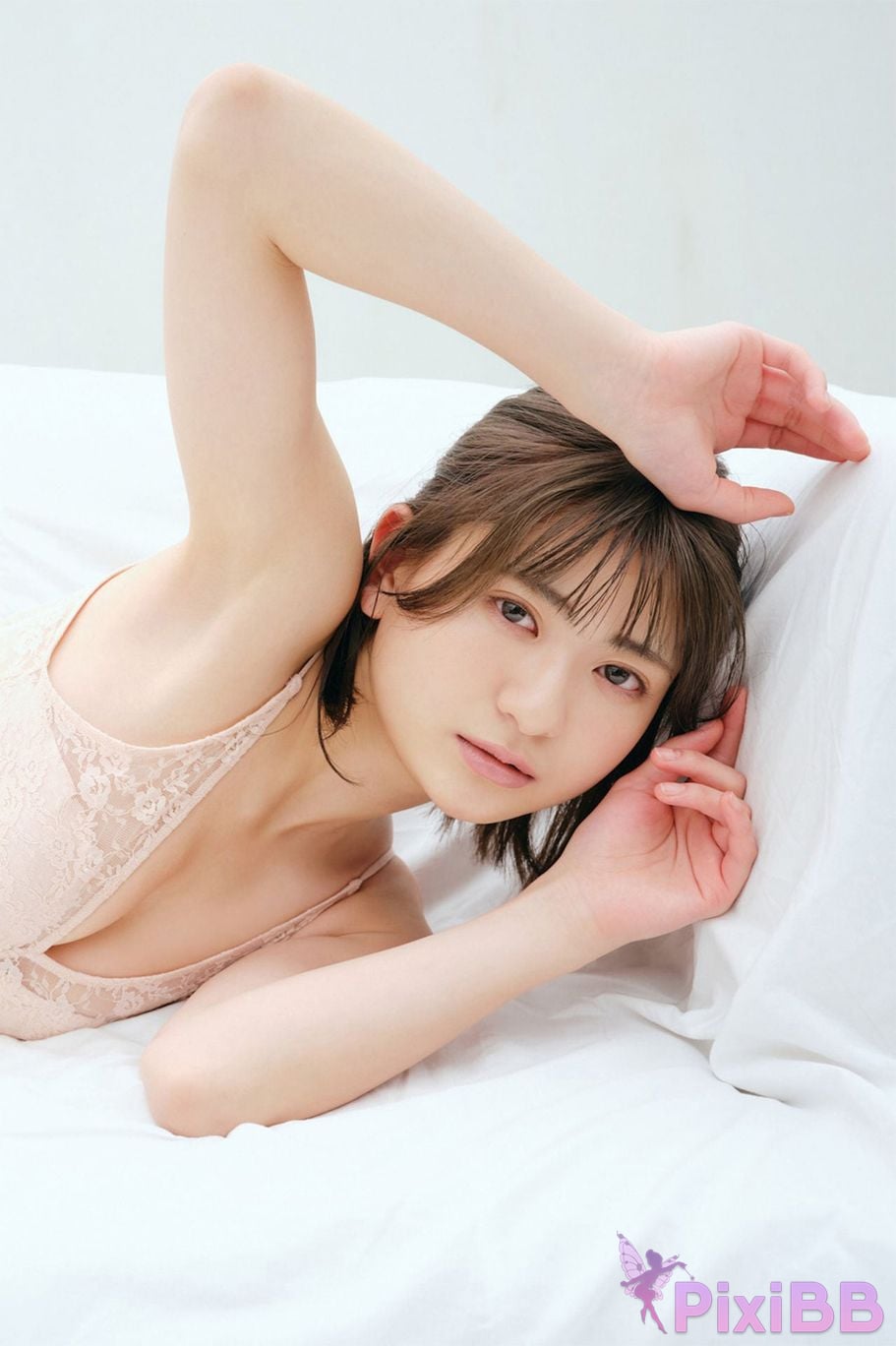 Japanese Idol Minami Yamada FRIDAY digital photo book Because Im an adult now 100 Definitive page edition PixiBB.COM 076