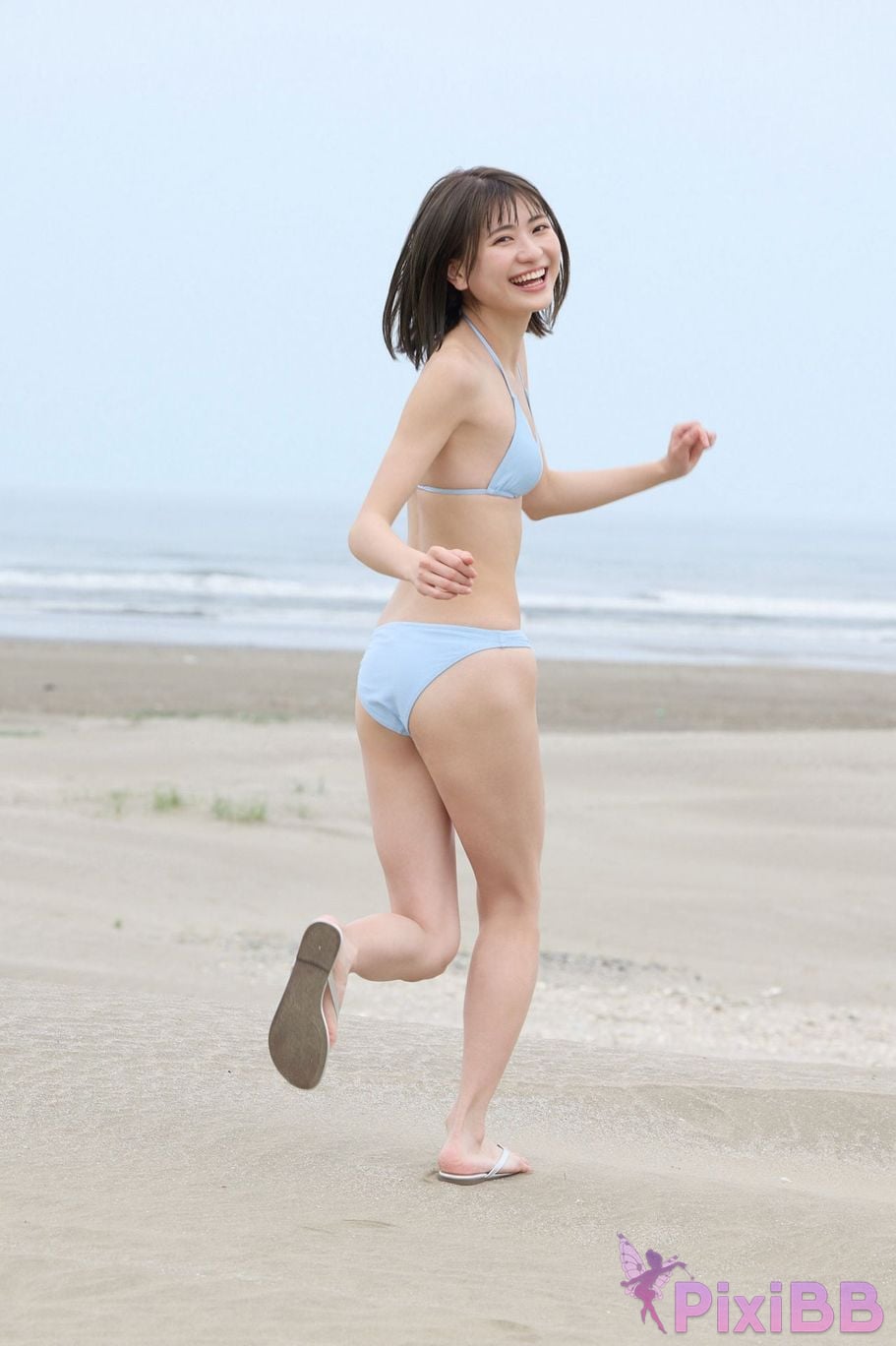 Japanese Idol Minami Yamada FRIDAY digital photo book Because Im an adult now 100 Definitive page edition PixiBB.COM 089