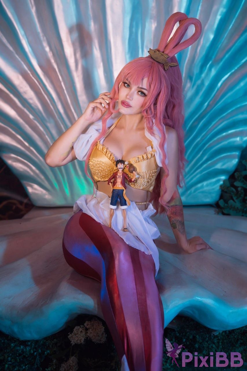 Kalinka Fox Shirahoshi PixiBB.COM