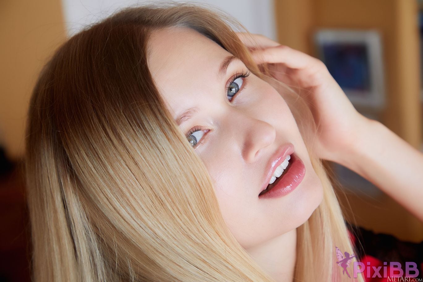 MetArt Stella Cardo Lacy Lounge Part01 0016 PixiBB.COM 1002002630