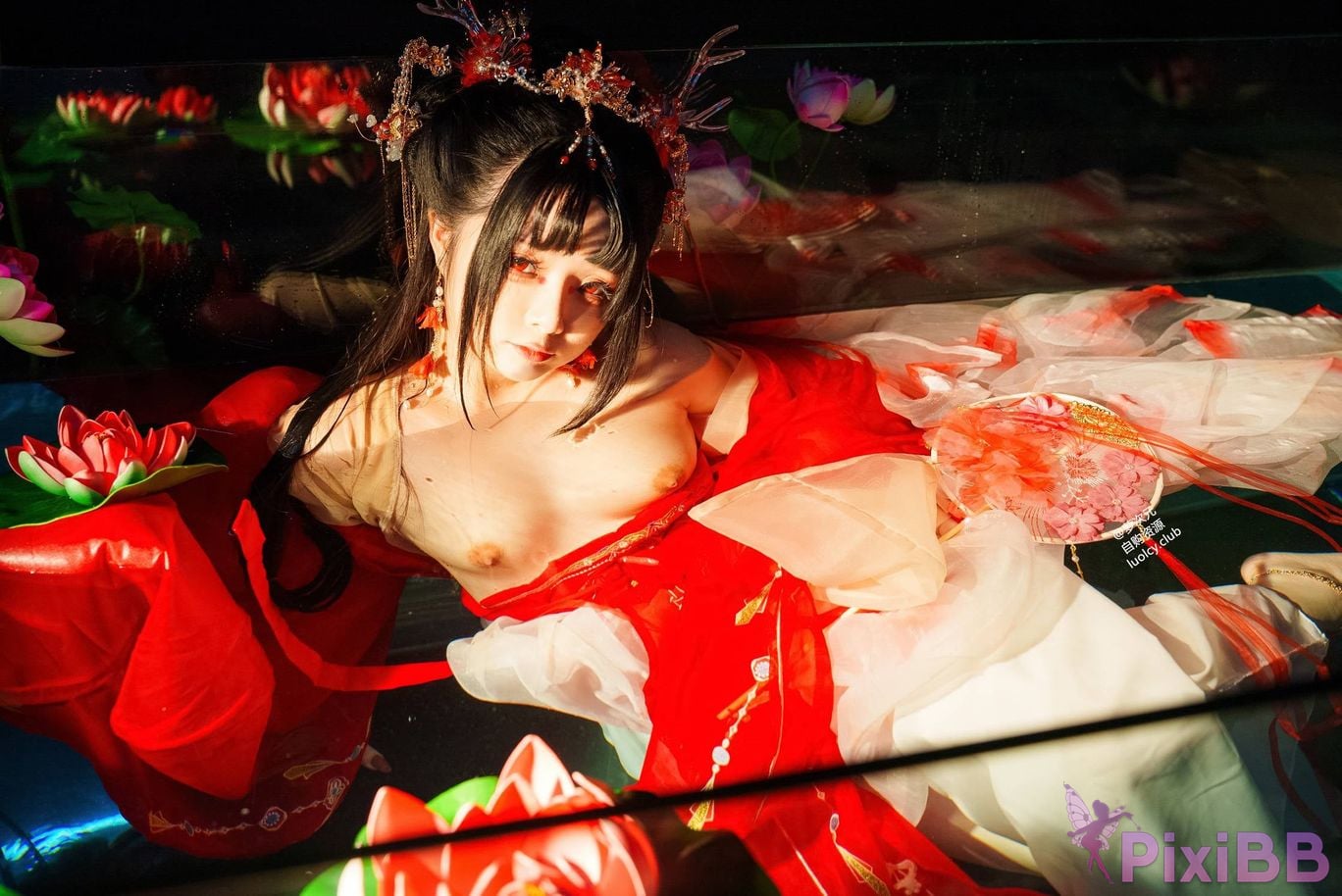 Cosplayer Luoluo Raku chi long ji PixiBB.COM 041