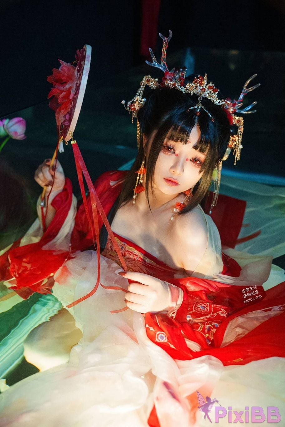 Cosplayer Luoluo Raku chi long ji PixiBB.COM 057