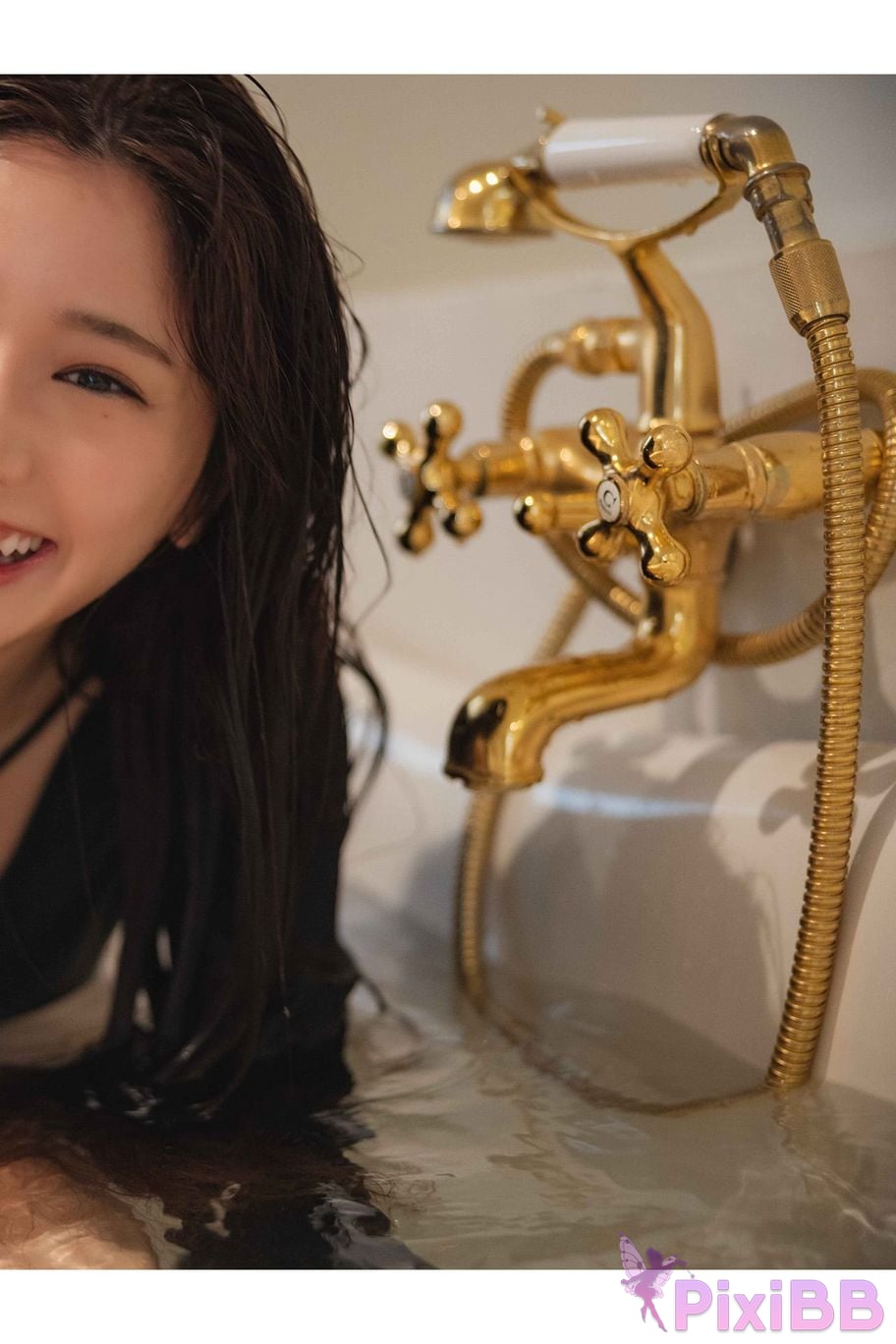 Japanese Idol Saito Yasuyo Asa Gei Photo Collection BIJIN PixiBB.COM 097