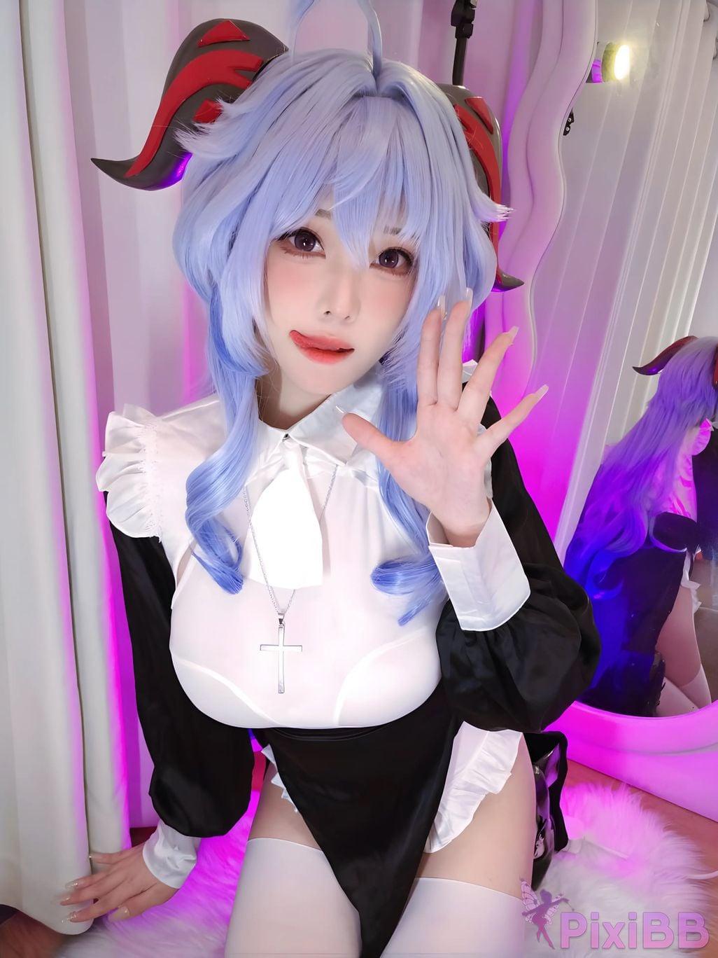 Cosplayer honey cat fur Genshin Sister Ganyu PixiBB.COM 037