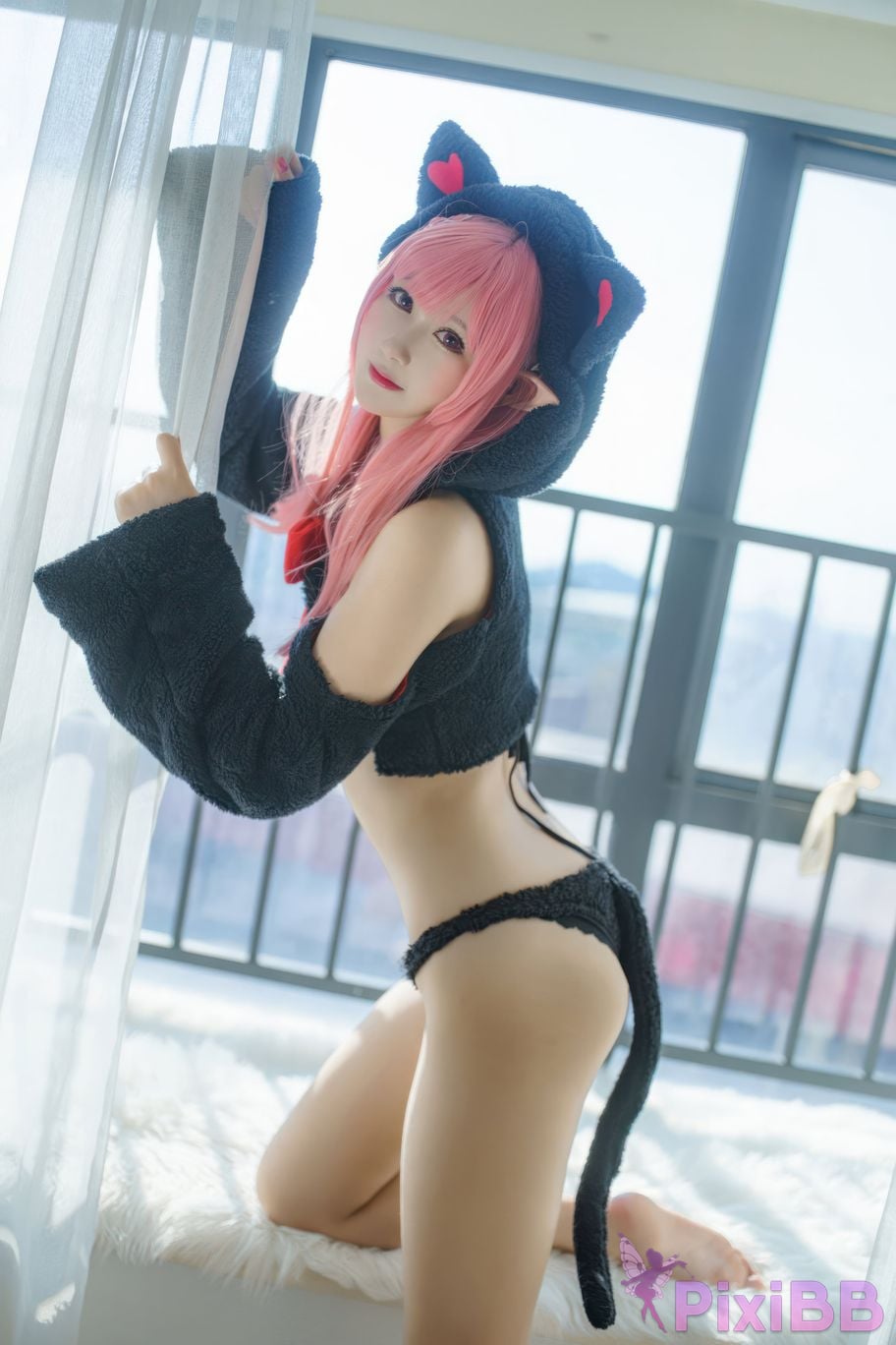 Cosplayer Mimi Hanyu gift cat PixiBB.COM 010