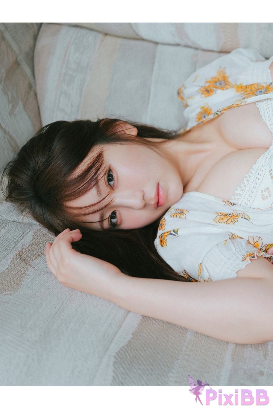 Japanese Idol Sawaguchi Aika FLASH digital photo book Innocent White PixiBB.COM 013