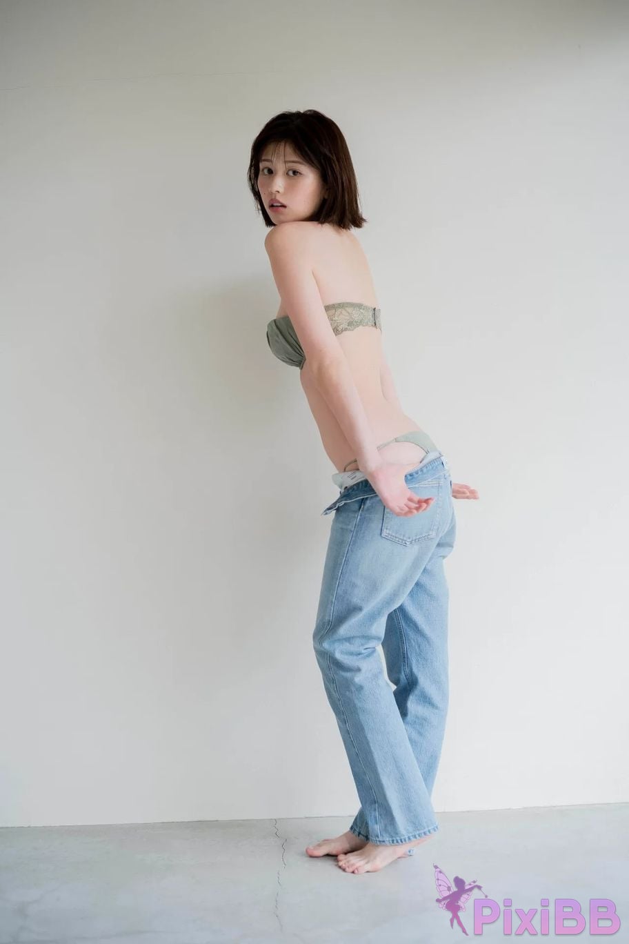 Japanese Idol Yuzuha Saeki monthly girl 047 Completely unpublished 100 cut and movie PixiBB.COM 040
