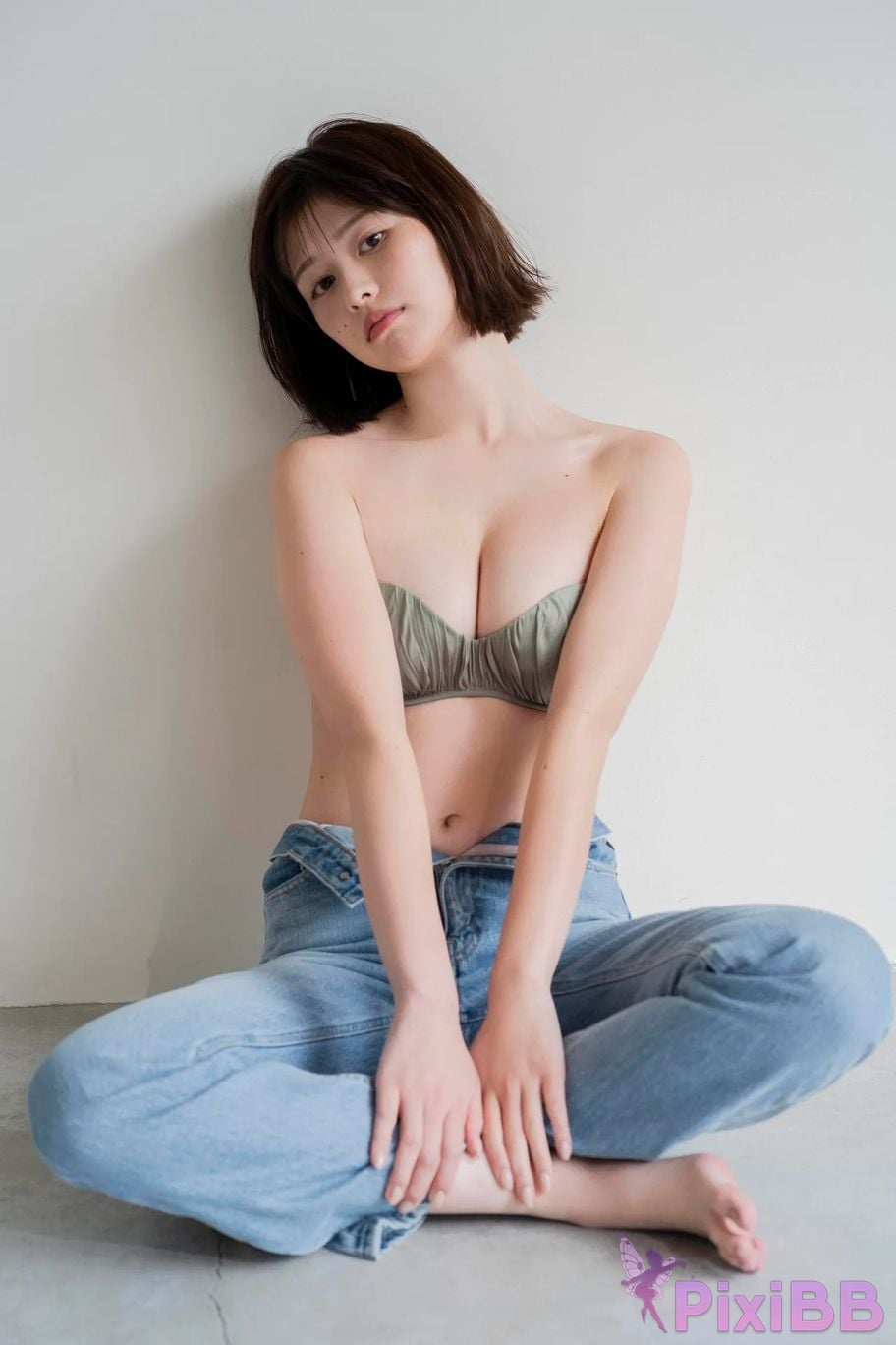 Japanese Idol Yuzuha Saeki monthly girl 047 Completely unpublished 100 cut and movie PixiBB.COM 047