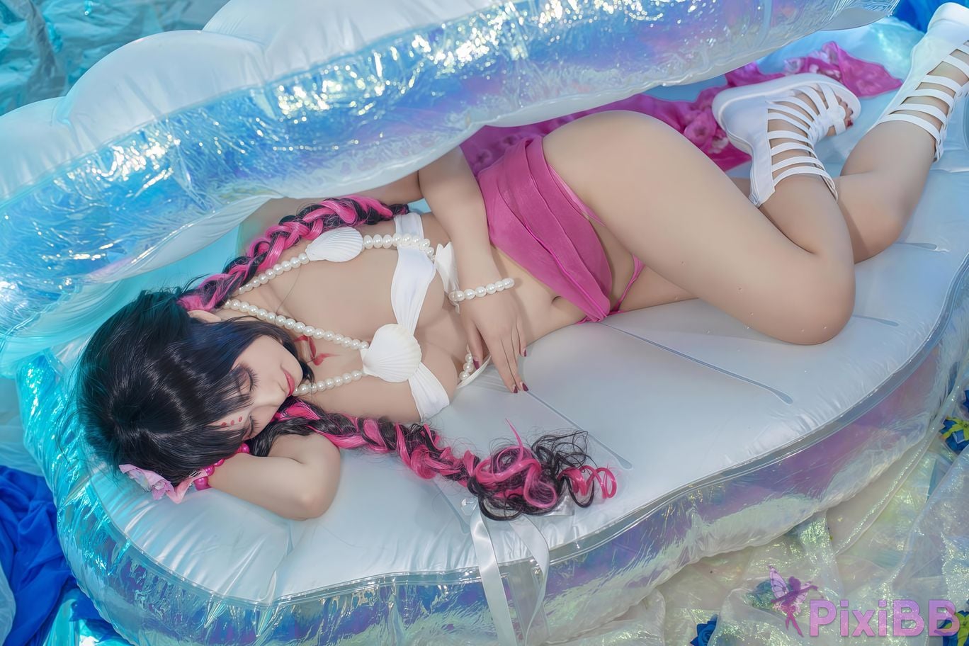 Cosplayer Luo Li LoLiSAMA Sesshoin swimsuit PixiBB.COM 024