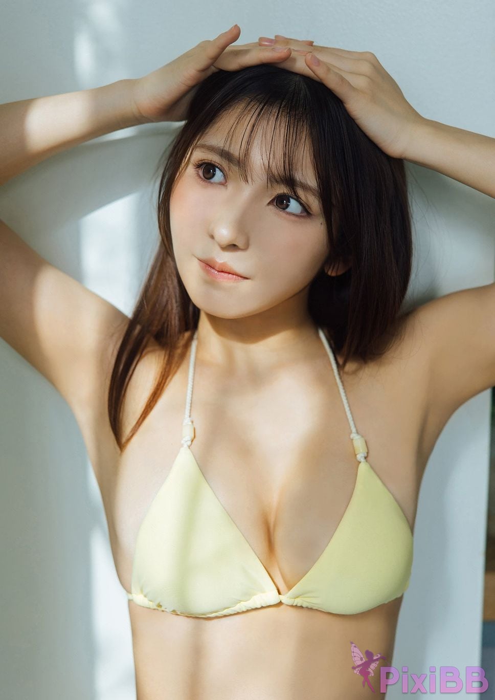 Japanese Idol TOOMI Jumi Peeling Spicy sun gravure photo book PixiBB.COM 003