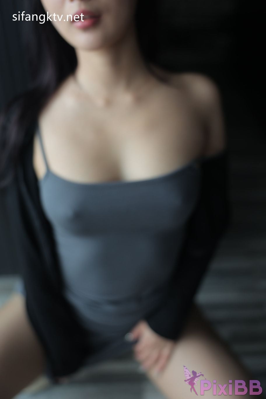 XR Uncensored Gu Chuchu Maily R18 XIUREN model New goddess Multiple sets of uniforms are full temptation PixiBB.COM 098