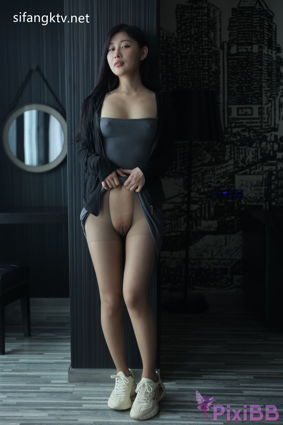 XR Uncensored Gu Chuchu Maily R18 XIUREN model New goddess Multiple sets of uniforms are full temptation PixiBB.COM 2523