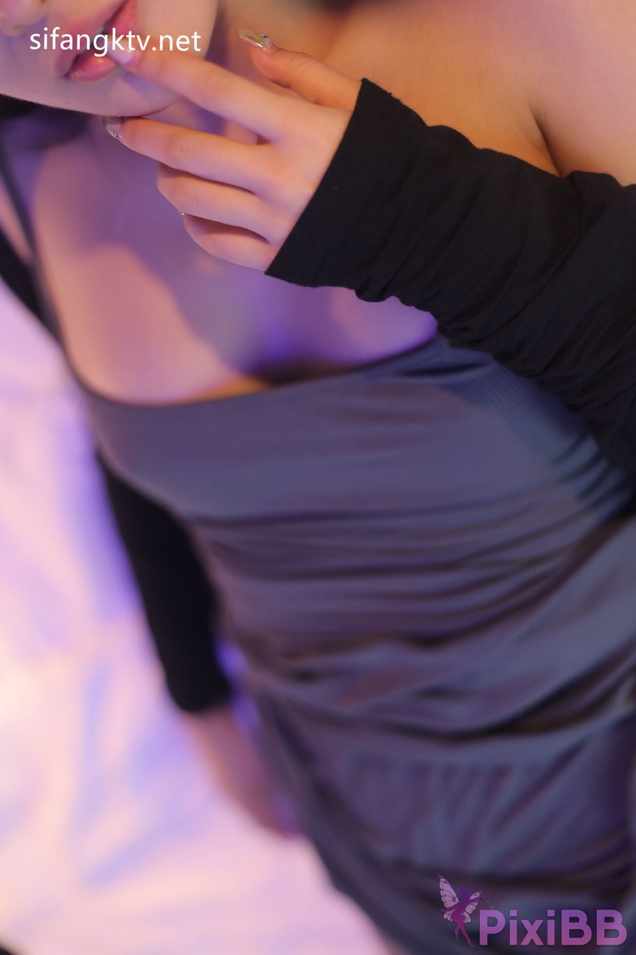 XR Uncensored Gu Chuchu Maily R18 XIUREN model New goddess Multiple sets of uniforms are full temptation PixiBB.COM 607