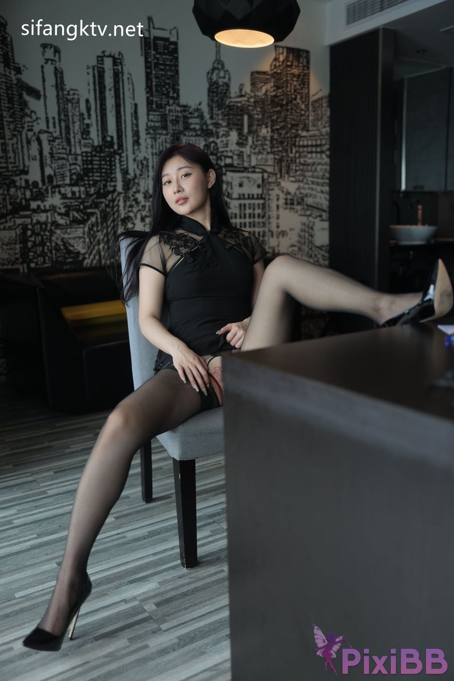 XR Uncensored Gu Chuchu Maily R18 XIUREN model New goddess Multiple sets of uniforms are full temptation PixiBB.COM 898