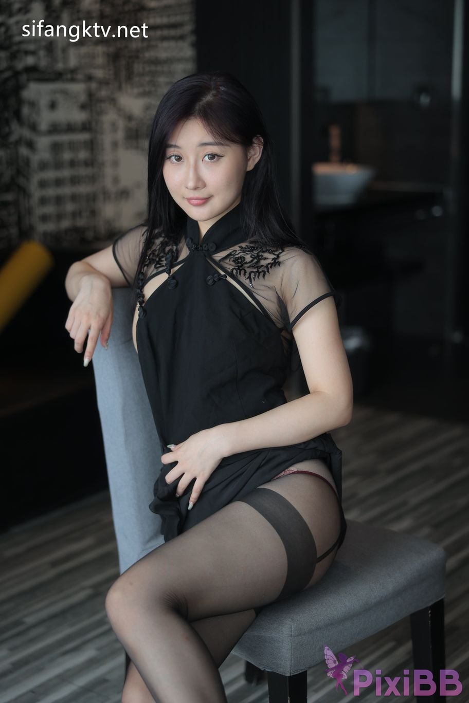 XR Uncensored Gu Chuchu Maily R18 XIUREN model New goddess Multiple sets of uniforms are full temptation PixiBB.COM 927