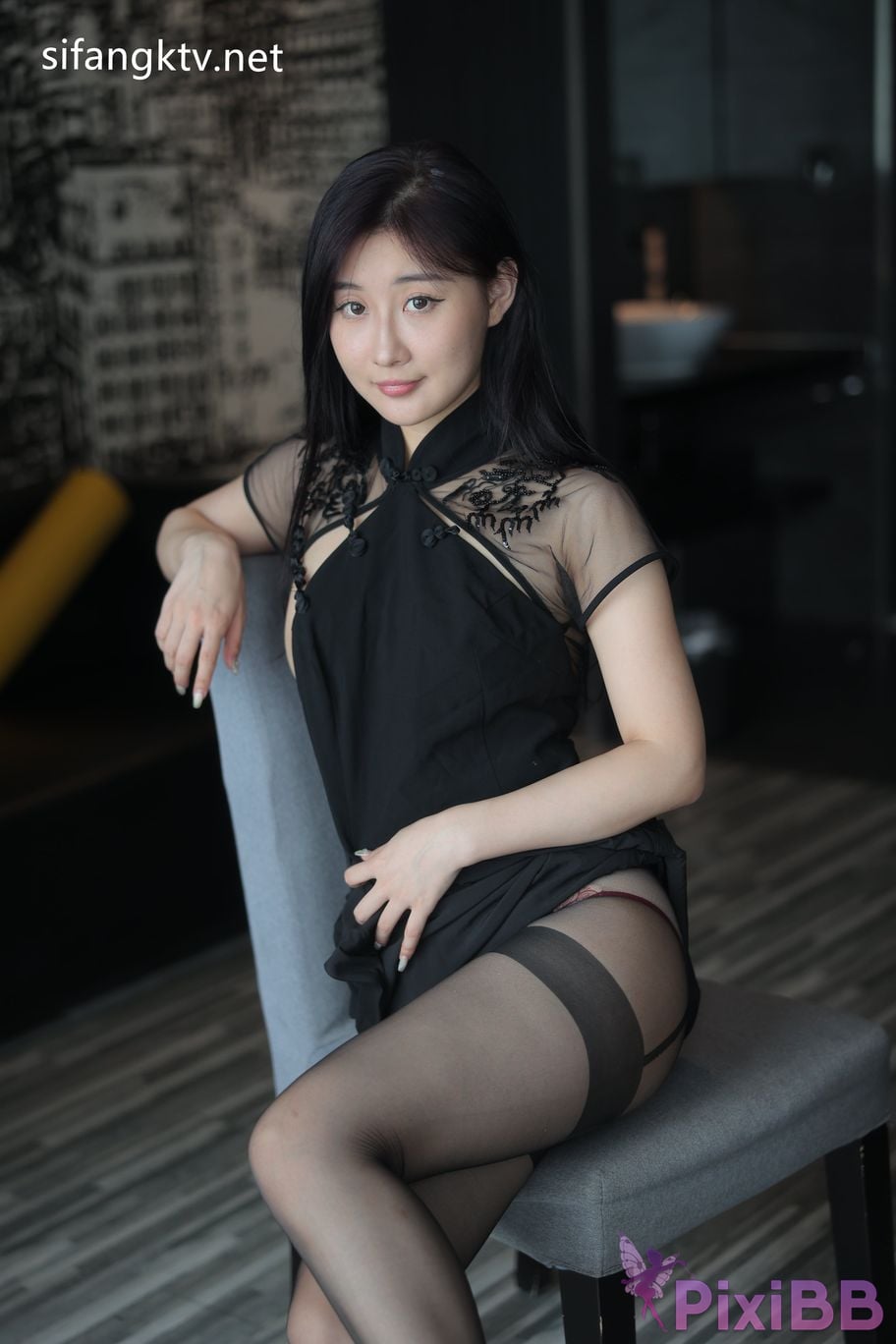 XR Uncensored Gu Chuchu Maily R18 XIUREN model New goddess Multiple sets of uniforms are full temptation PixiBB.COM 928