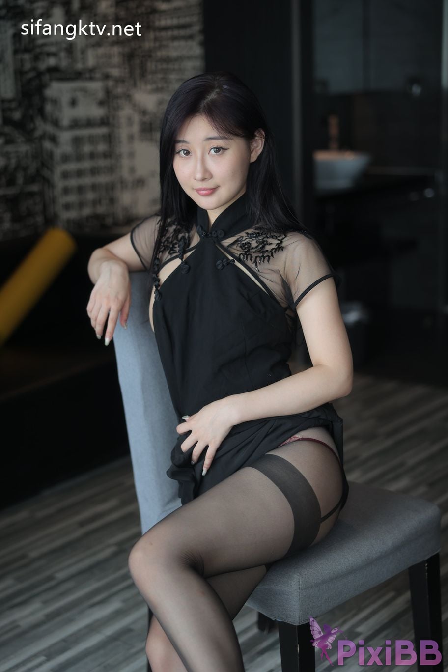 XR Uncensored Gu Chuchu Maily R18 XIUREN model New goddess Multiple sets of uniforms are full temptation PixiBB.COM 929