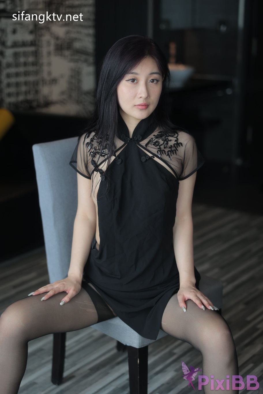 XR Uncensored Gu Chuchu Maily R18 XIUREN model New goddess Multiple sets of uniforms are full temptation PixiBB.COM 937