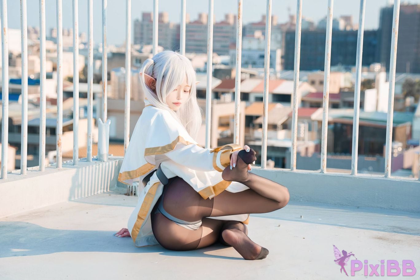 Cosplayer Irisuare Airi Frieren PixiBB.COM 005