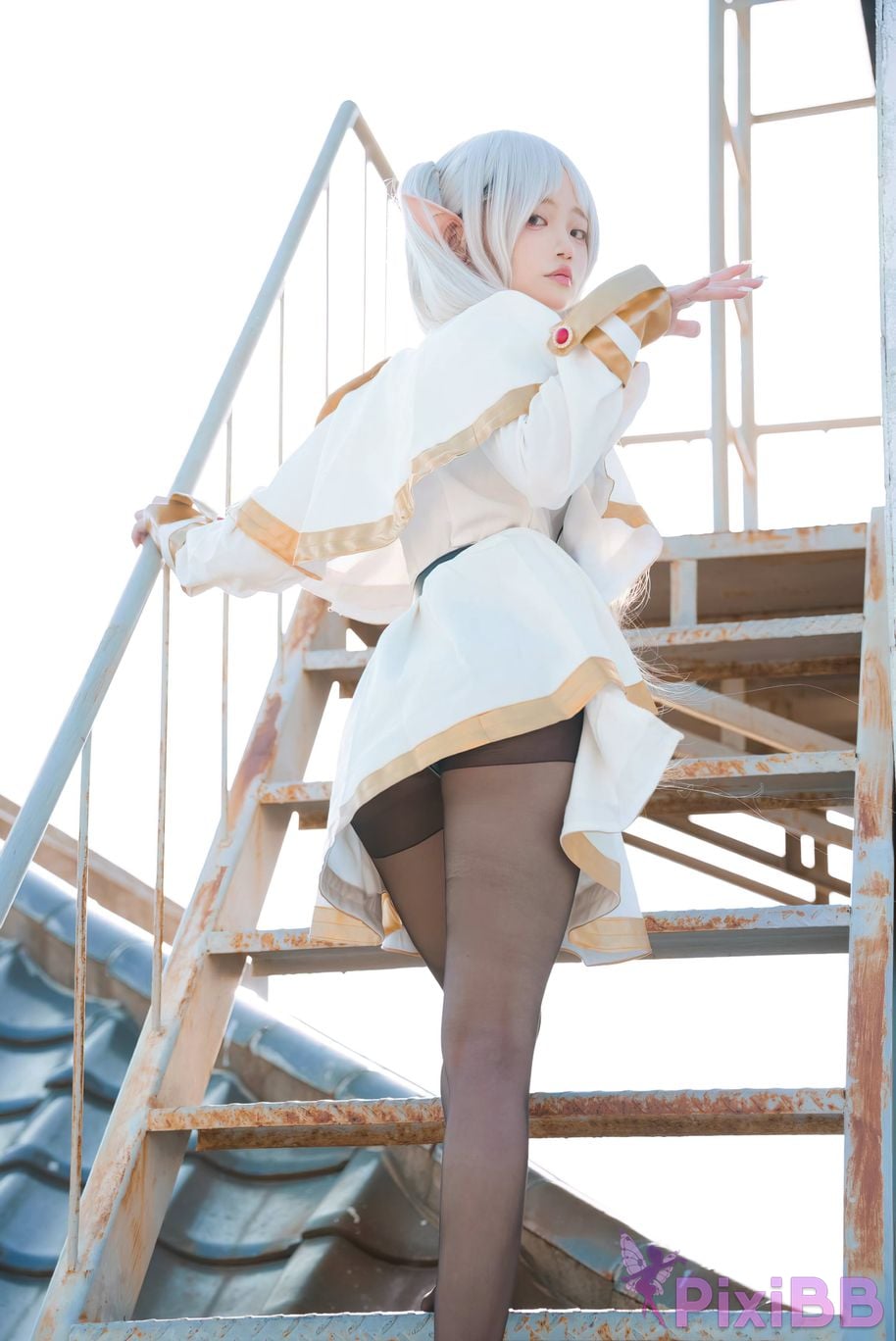 Cosplayer Irisuare Airi Frieren PixiBB.COM 007