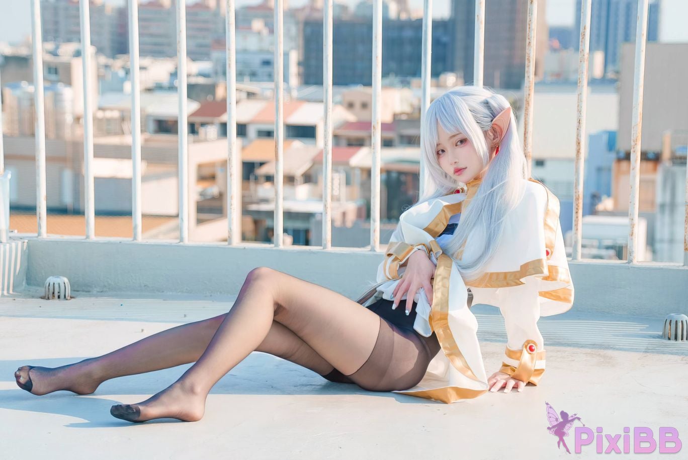 Cosplayer Irisuare Airi Frieren PixiBB.COM 030