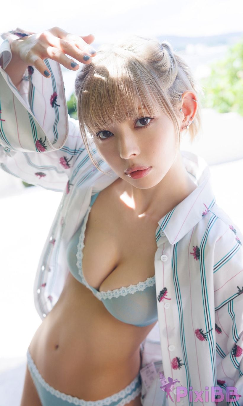 Japanese Idol Moga Mogami weekly play plus Other cut collection reMOGA prologue PHOTO BOOK PixiBB.COM 011