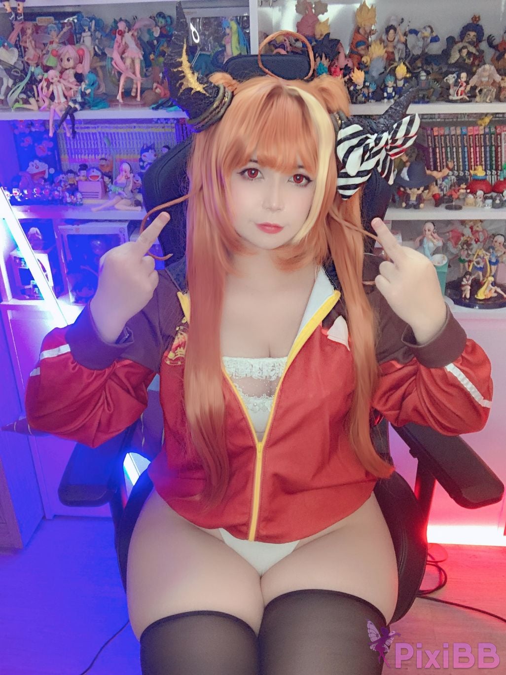Uy Uy Kiryu Coco PixiBB.COM 23