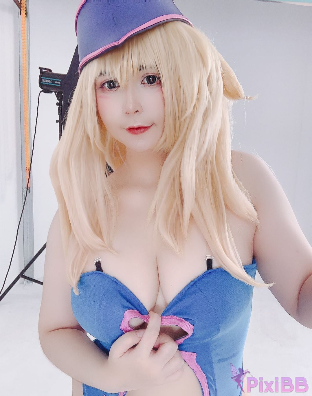 Uy Uy Dark Magician Girl PixiBB.COM 61