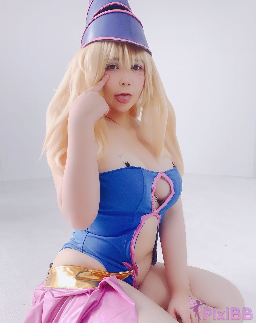 Uy Uy Dark Magician Girl PixiBB.COM 68