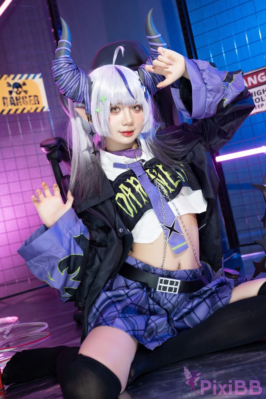 Cosplayer PoppaChan Laplus Darkness Hololive PixiBB.COM 005