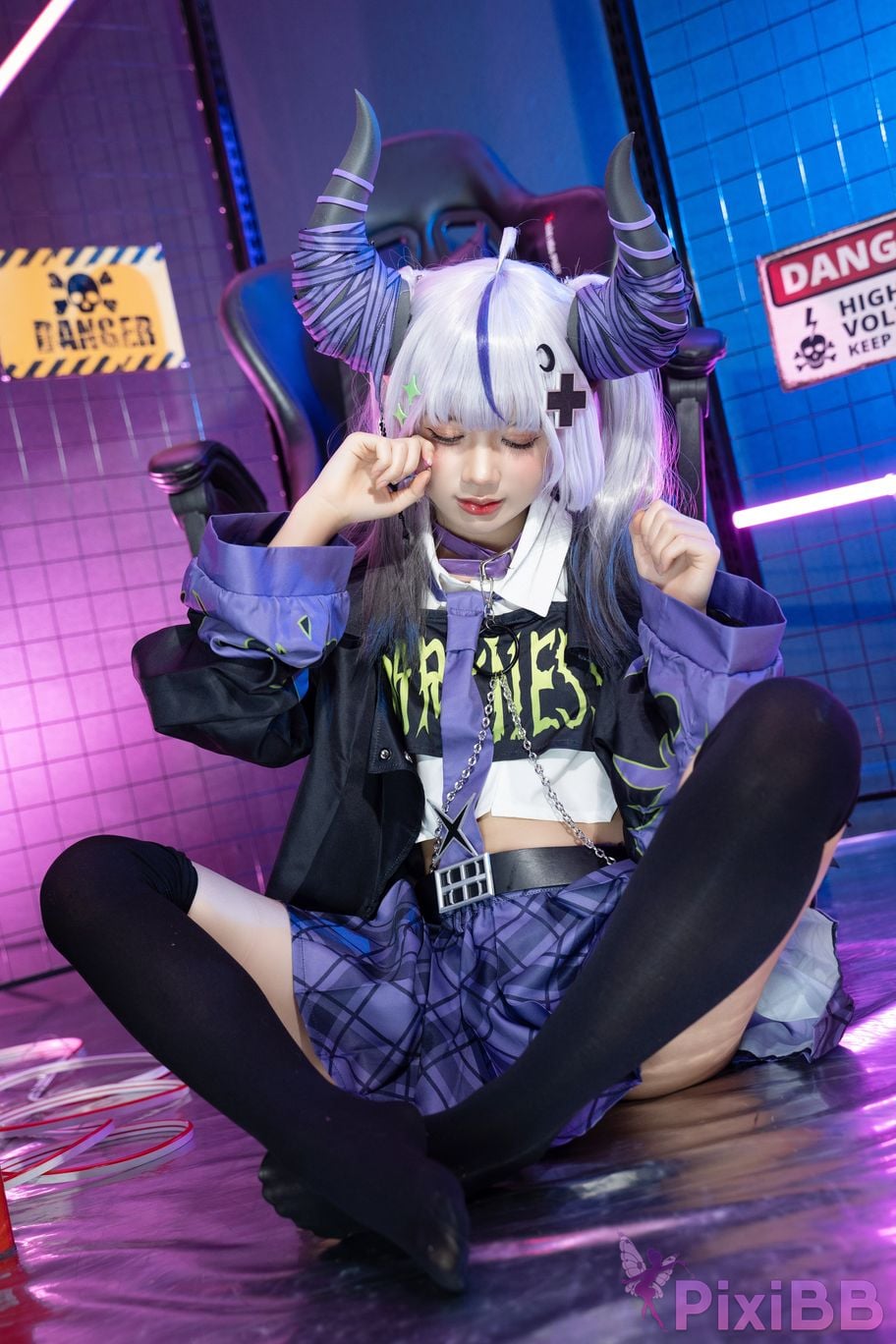 Cosplayer PoppaChan Laplus Darkness Hololive PixiBB.COM 006
