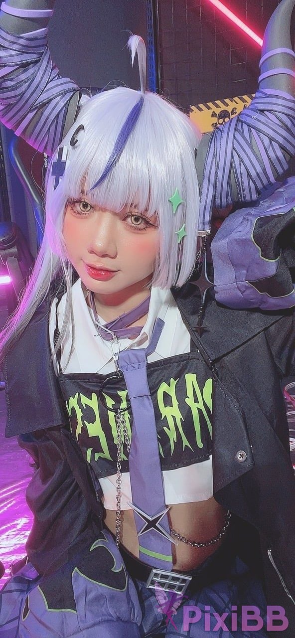 Cosplayer PoppaChan Laplus Darkness Hololive PixiBB.COM 049
