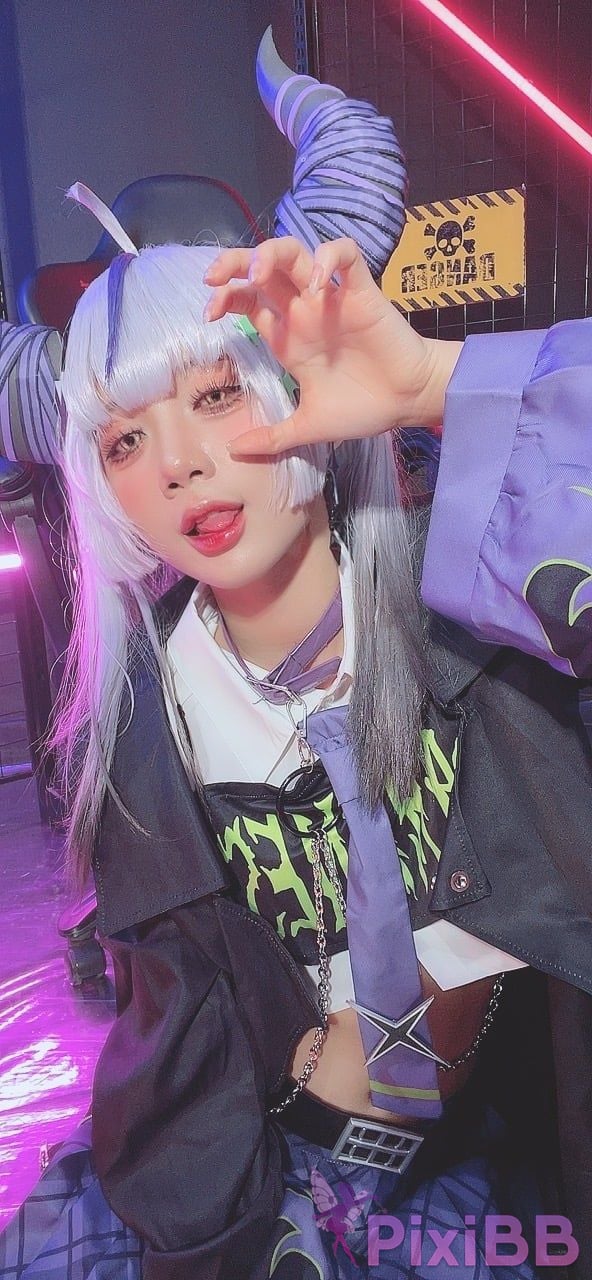 Cosplayer PoppaChan Laplus Darkness Hololive PixiBB.COM 051