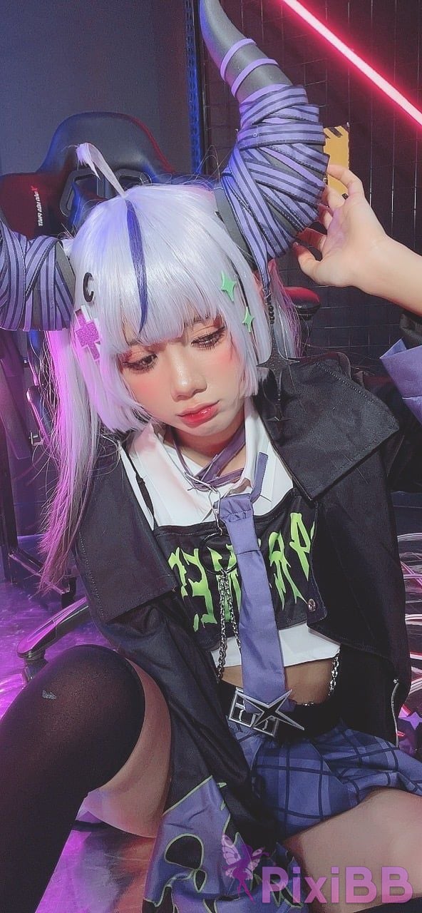 Cosplayer PoppaChan Laplus Darkness Hololive PixiBB.COM 061
