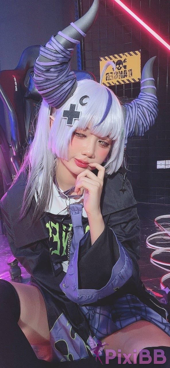 Cosplayer PoppaChan Laplus Darkness Hololive PixiBB.COM 065