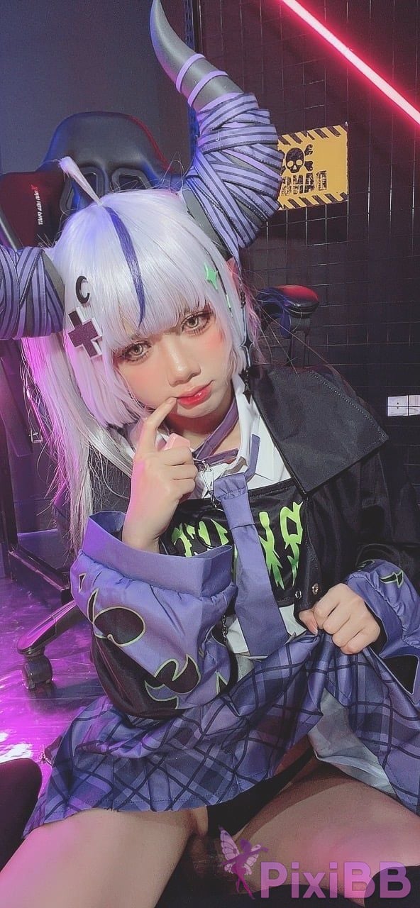 Cosplayer PoppaChan Laplus Darkness Hololive PixiBB.COM 068