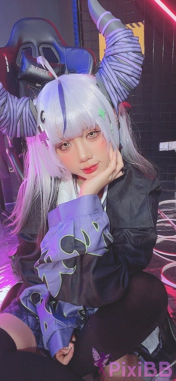 Cosplayer PoppaChan Laplus Darkness Hololive PixiBB.COM 070