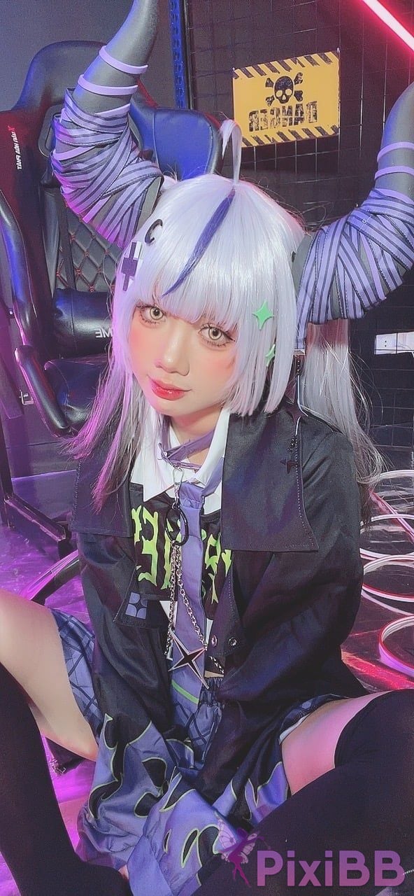 Cosplayer PoppaChan Laplus Darkness Hololive PixiBB.COM 072