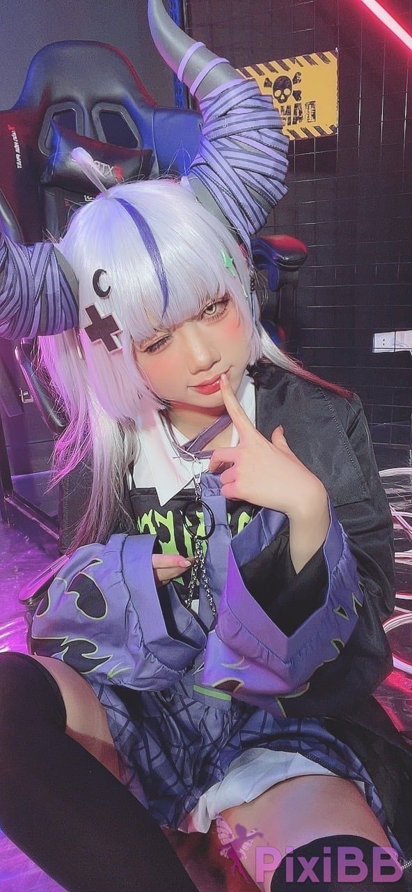 Cosplayer PoppaChan Laplus Darkness Hololive PixiBB.COM 074