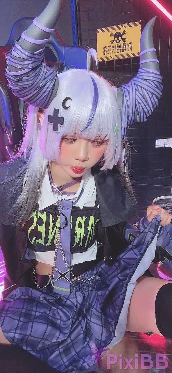 Cosplayer PoppaChan Laplus Darkness Hololive PixiBB.COM 077