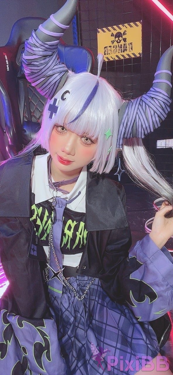 Cosplayer PoppaChan Laplus Darkness Hololive PixiBB.COM 078