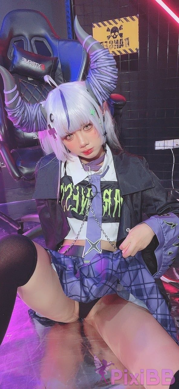 Cosplayer PoppaChan Laplus Darkness Hololive PixiBB.COM 080