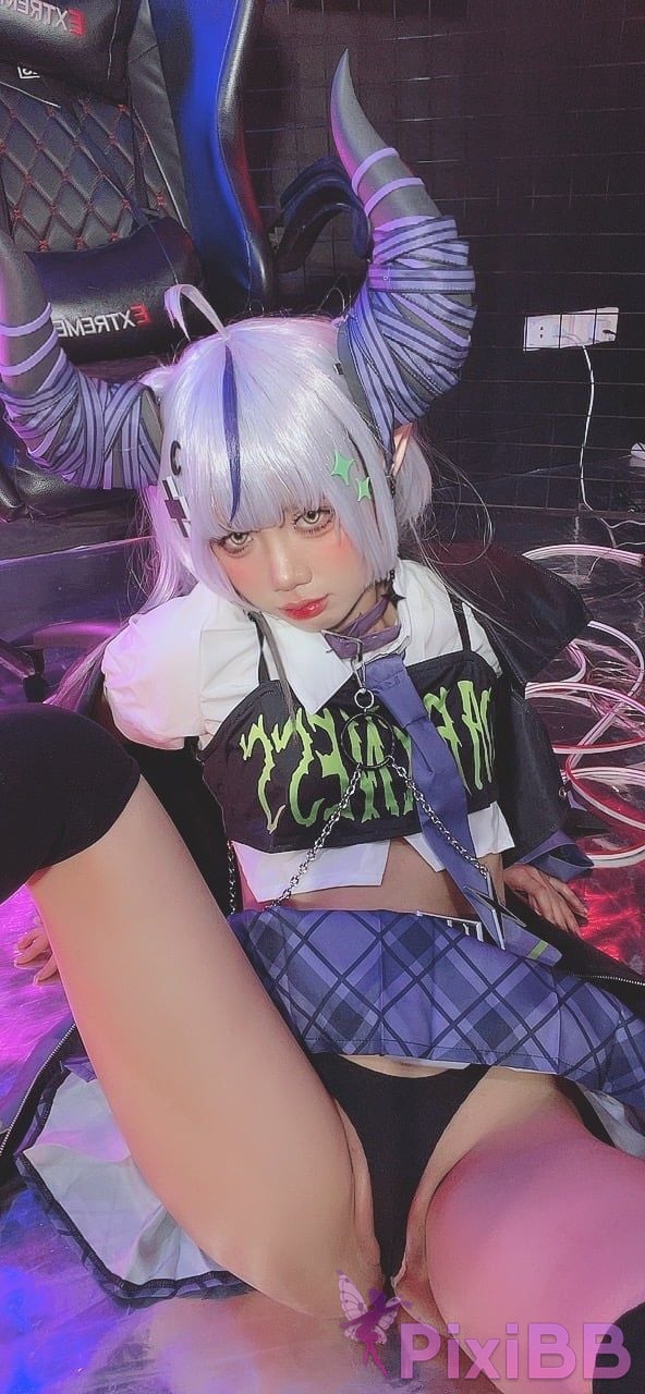 Cosplayer PoppaChan Laplus Darkness Hololive PixiBB.COM 091