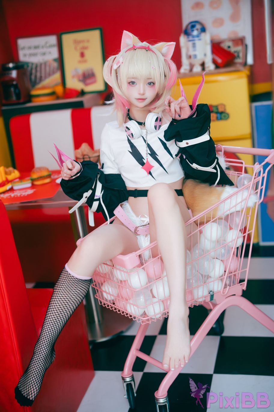Cosplayer Irisuare Airi Mococo PixiBB.COM 016